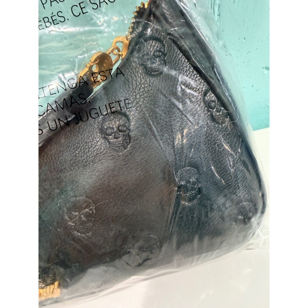 Betsey Johnson Black Embossed Shoulder Bag with Scarf NWT - Picture 8 of 10